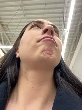 Holly Play online show from February 14, 11:31 am