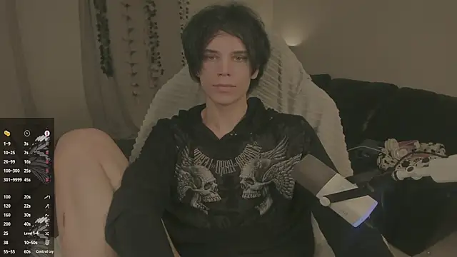 Snapshot of Wampeyes chatting on October 16, 2:18 pm Wampeyes online show from October 16, 2:18 pm