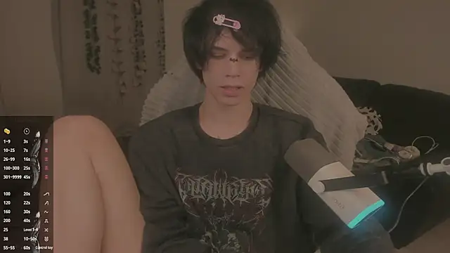 Snapshot of Wampeyes chatting on October 24, 10:00 am Wampeyes online show from October 24, 10:00 am