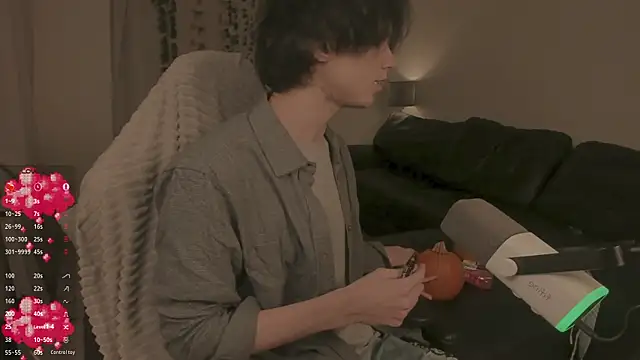 Snapshot of Wampeyes chatting on October 30, 1:23 pm Wampeyes online show from October 30, 1:23 pm