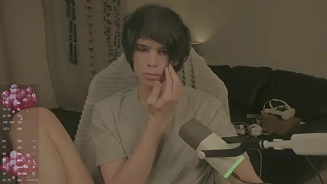 Snapshot of Wampeyes chatting on November 18, 1:11 am Wampeyes online show from November 18, 1:11 am