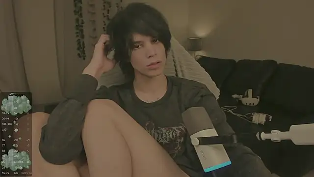 Snapshot of Wampeyes chatting on December 4, 5:21 pm Wampeyes online show from December 4, 5:21 pm