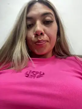 Iris lee online show from February 14, 10:14 pm