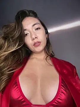 Snapshot of Iris_lee chatting on April 28, 12:53 am Iris lee online show from April 28, 12:53 am
