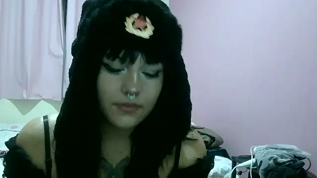 belletotosa online show from April 25, 1:41 am