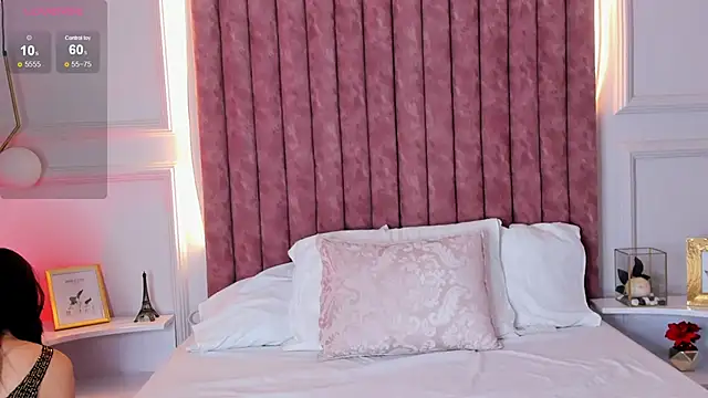 Ashley-White- online show from January 17, 4:39 am