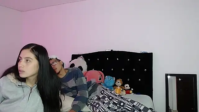 Snapshot of Bonny_Bonss chatting on May 29, 10:41 pm Bonny Bonss online show from May 29, 10:41 pm