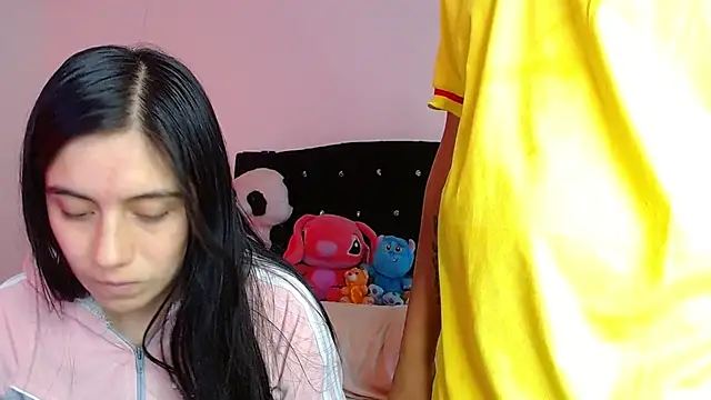 Snapshot of Bonny_Bonss chatting on June 23, 10:19 pm Bonny Bonss online show from June 23, 10:19 pm