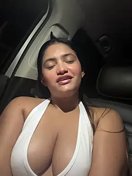 Isa squirt1 online show from May 15, 3:02 am