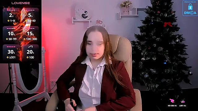 Dolly  Queen  online show from January 10, 1:31 pm