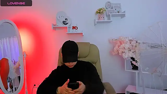 Dolly  Queen  online show from February 12, 9:22 pm