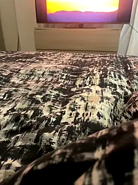 luna 14 online show from October 4, 1:42 pm