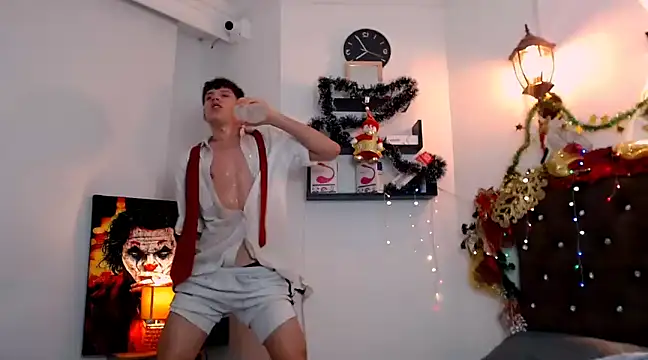 flowers18 online show from December 17, 10:32 pm