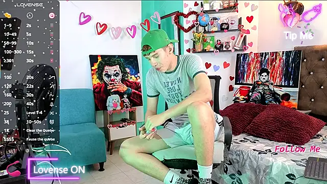 flowers18 online show from September 17, 10:22 pm