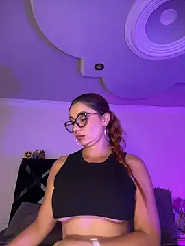 Snapshot of antonhella1 chatting on March 20, 11:09 pm antonhella1 online show from March 20, 11:09 pm