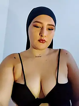 Celeste camila18 online show from September 13, 8:08 pm