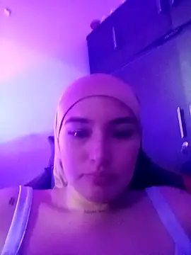 Snapshot of Celeste_camila18 chatting on March 13, 5:03 am Celeste camila18 online show from March 13, 5:03 am