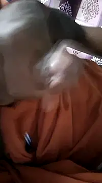 Snapshot of uthaman2271 chatting on December 14, 10:34 am uthaman2271 online show from December 14, 10:34 am