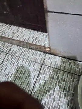 Snapshot of uthaman2271 chatting on October 18, 5:03 pm uthaman2271 online show from October 18, 5:03 pm