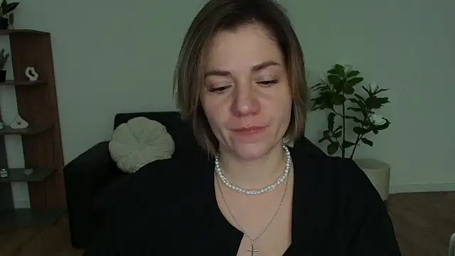 MariaSttone online show from December 4, 3:54 pm