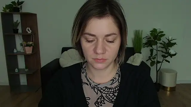 MariaSttone online show from December 17, 2:11 pm