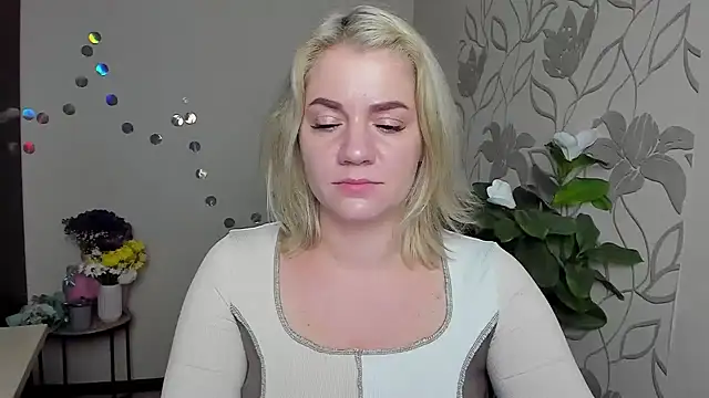 MariaSttone online show from November 25, 10:32 pm