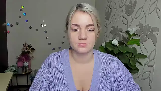 MariaSttone online show from December 15, 3:38 pm