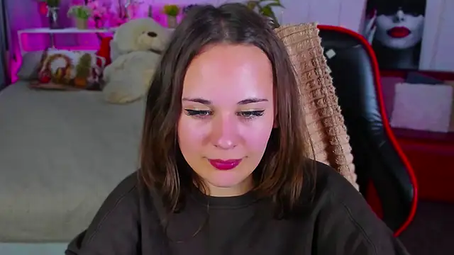 Makima lee online show from February 21, 7:43 pm