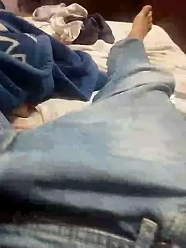 Snapshot of t_g1234tabangasex6 chatting on December 18, 10:57 pm t g1234tabangasex6 online show from December 18, 10:57 pm