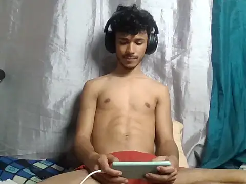 Luckbigcock64 online show from January 2, 3:19 pm