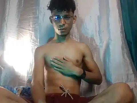 Luckbigcock64 online show from January 4, 11:11 am