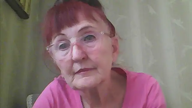 Snapshot of TanyaSweet634 chatting on September 25, 5:55 am TanyaSweet634 online show from September 25, 5:55 am