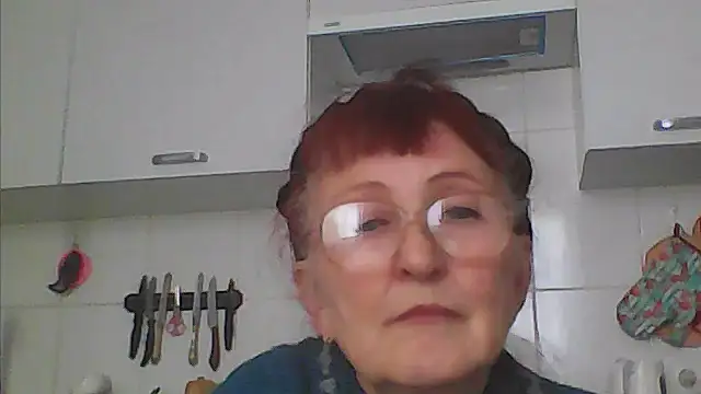 Snapshot of TanyaSweet634 chatting on October 18, 9:10 am TanyaSweet634 online show from October 18, 9:10 am