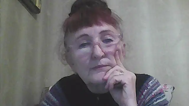 Snapshot of TanyaSweet634 chatting on October 25, 5:48 am TanyaSweet634 online show from October 25, 5:48 am