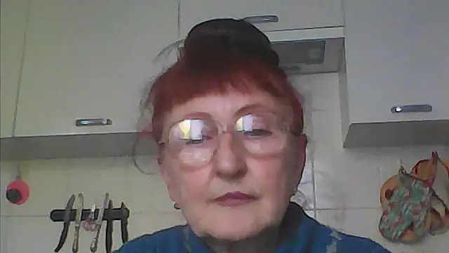 Snapshot of TanyaSweet634 chatting on October 29, 6:04 am TanyaSweet634 online show from October 29, 6:04 am