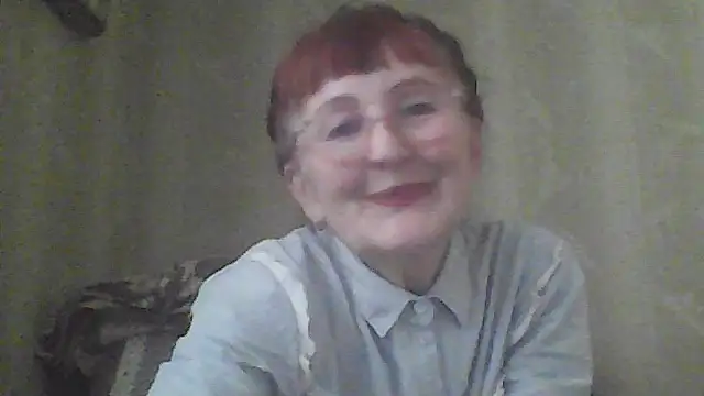 Snapshot of TanyaSweet634 chatting on November 18, 6:51 am TanyaSweet634 online show from November 18, 6:51 am