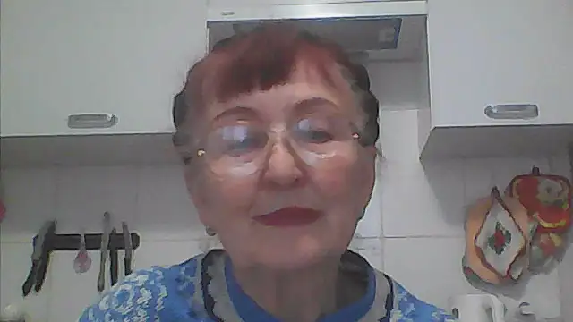 Snapshot of TanyaSweet634 chatting on December 2, 7:14 am TanyaSweet634 online show from December 2, 7:14 am