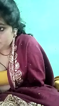 Snapshot of Chandni chatting on February 1, 11:48 pm Chandni online show from February 1, 11:48 pm