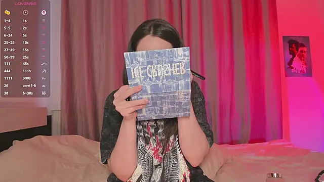 MonicaRocket online show from February 8, 12:52 pm