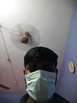 Snapshot of Tamilandteluguboy14 chatting on March 22, 11:21 am Tamilandteluguboy14 online show from March 22, 11:21 am