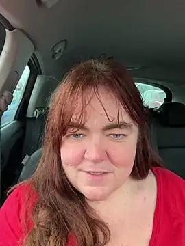 Snapshot of curvy-milf-abbie chatting on December 5, 8:55 am curvy-milf-abbie online show from December 5, 8:55 am