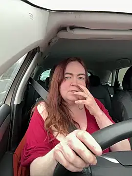 Snapshot of curvy-milf-abbie chatting on February 15, 8:44 am curvy-milf-abbie online show from February 15, 8:44 am