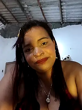 Snapshot of _violetta_- chatting on April 4, 12:42 am violetta - online show from April 4, 12:42 am