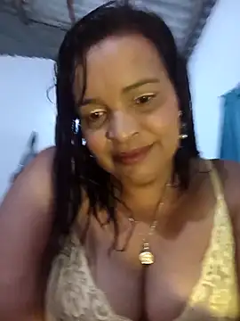 Snapshot of _violetta_- chatting on April 7, 12:22 am violetta - online show from April 7, 12:22 am