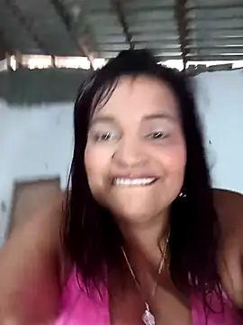 Snapshot of _violetta_- chatting on April 10, 2:33 pm violetta - online show from April 10, 2:33 pm