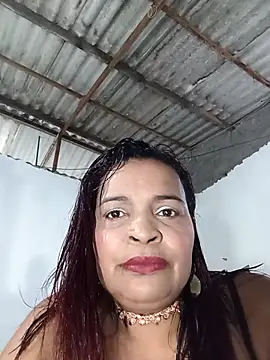 Snapshot of _violetta_- chatting on April 16, 1:39 am violetta - online show from April 16, 1:39 am