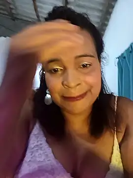 Snapshot of _violetta_- chatting on April 25, 2:03 am violetta - online show from April 25, 2:03 am