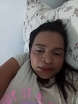 Snapshot of _violetta_- chatting on April 27, 1:36 am violetta - online show from April 27, 1:36 am