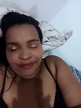 Snapshot of _violetta_- chatting on April 29, 3:05 pm violetta - online show from April 29, 3:05 pm