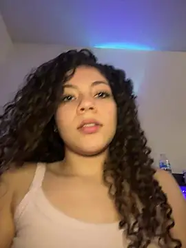 ladylavish online show from January 18, 7:45 am